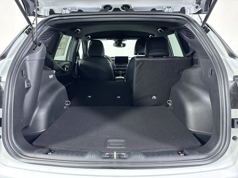 New 2026 Jeep Compass Limited image 6