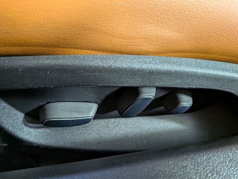 Used 2015 Chevrolet Corvette Stingray Coupe w/ 2LT Preferred Equipment Group image 19