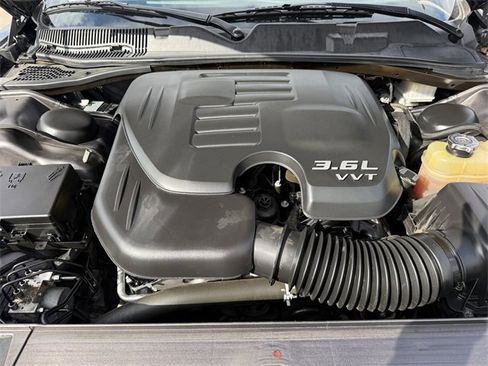 Used 2020 Dodge Challenger SXT w/ Blacktop Package image 28