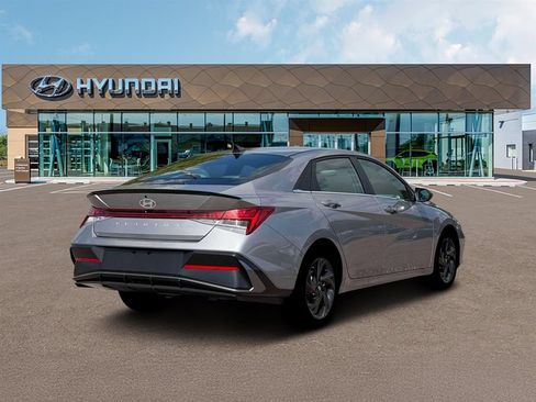 New 2026 Hyundai Elantra SEL Sport Premium FWD image 8
