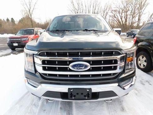 Used 2021 Ford F150 Lariat image 2