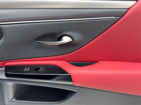 Used 2023 Lexus ES 350 F Sport w/ Accessory Package (Z2) image 47