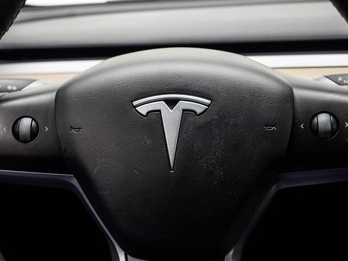 Used 2022 Tesla Model 3 Long Range AWD/4WD image 29