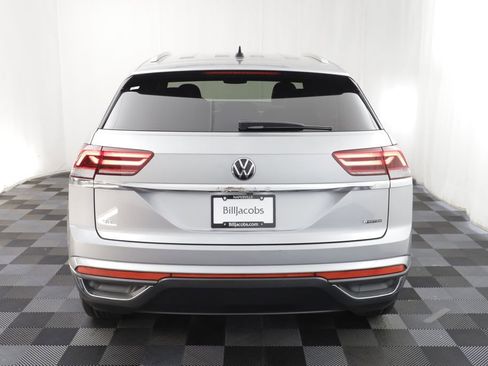 Used 2023 Volkswagen Atlas Cross Sport SE AWD/4WD image 16