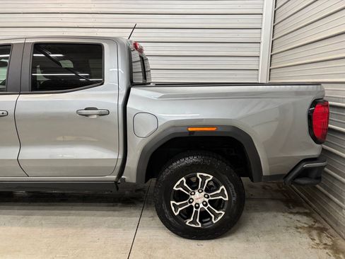 Used 2025 GMC Canyon AT4 AWD/4WD image 5