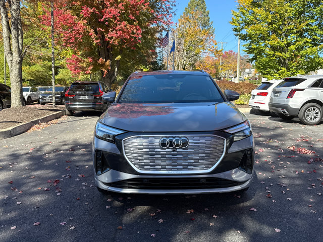 Used 2022 Audi Q4 e-tron Premium Plus AWD/4WD image 6