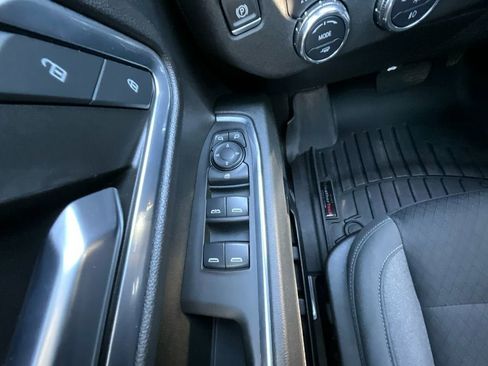 Used 2024 GMC Sierra 2500 SLE w/ SLE Value Package; image 18