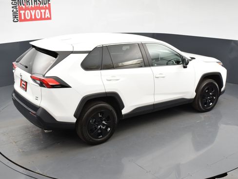 Used 2024 Toyota RAV4 LE image 19