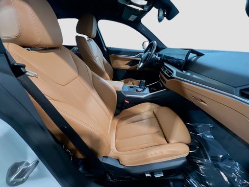 Used 2023 BMW i4 eDrive35 w/ Premium Package image 22