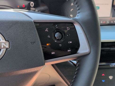 New 2026 Nissan Murano SL image 15