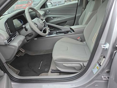 Used 2026 Hyundai Elantra Sport FWD image 19
