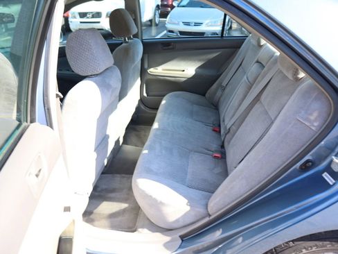 Used 2003 Toyota Camry LE FWD image 12