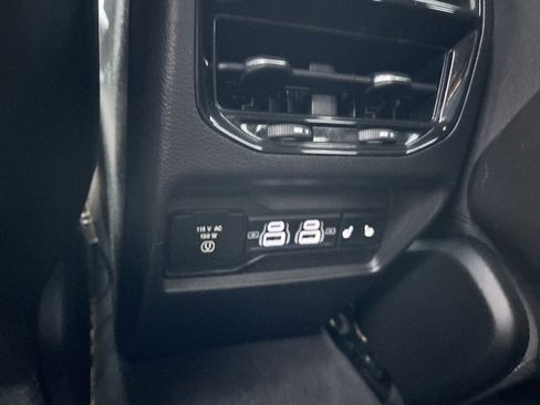 Used 2022 Jeep Grand Cherokee Limited image 17