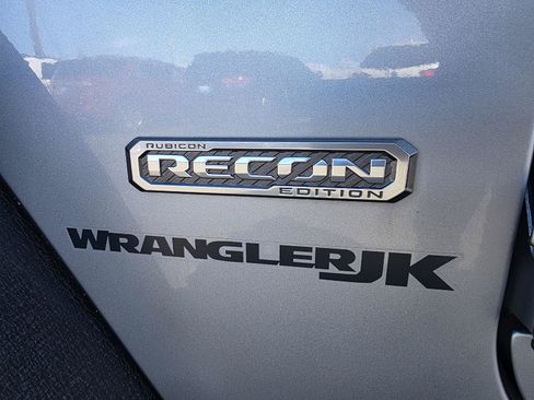 Used 2018 Jeep Wrangler Rubicon AWD/4WD image 21