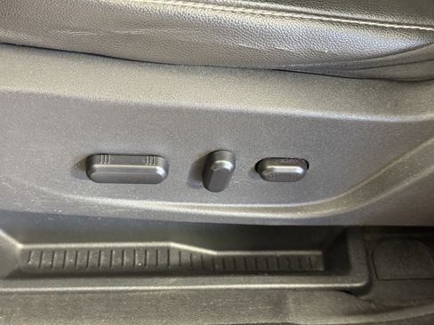 Used 2016 Ford Escape Titanium w/ Equipment Group 301A image 17