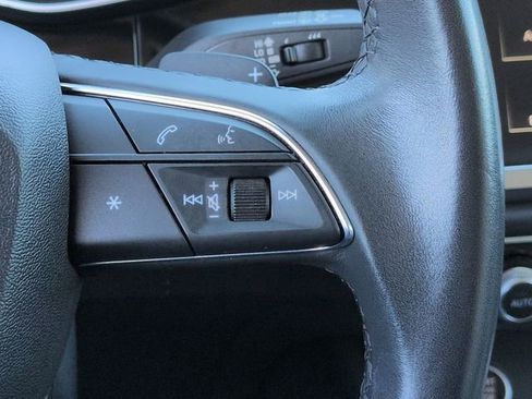 Used 2023 Audi Q3 2.0T Premium image 20