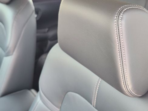 Certified 2024 Honda HR-V EX-L image 15