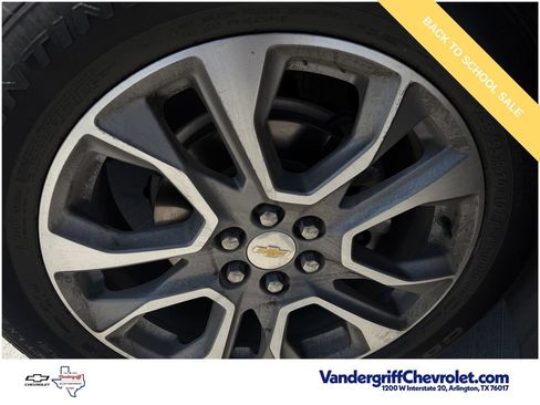 Used 2021 Chevrolet Traverse Premier w/ LPO, Floor Liner Package AWD/4WD image 7