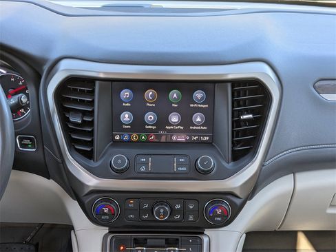 Used 2021 GMC Acadia Denali w/ Denali Technology Package image 16