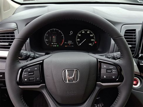 New 2026 Honda Odyssey EX-L image 9