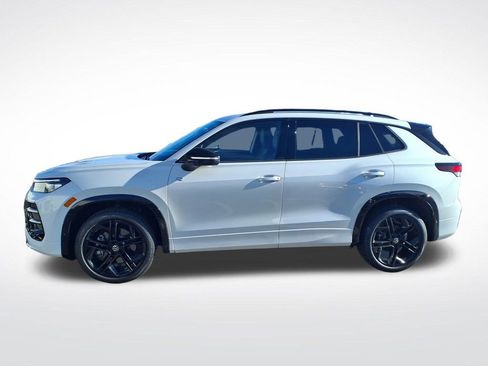 Used 2026 Volkswagen Tiguan SE R-Line AWD/4WD image 5
