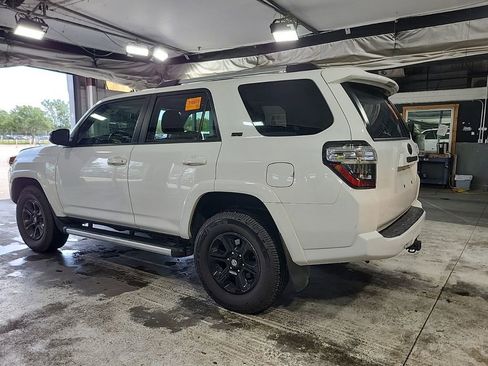 Used 2019 Toyota 4Runner SR5 Premium AWD/4WD image 7