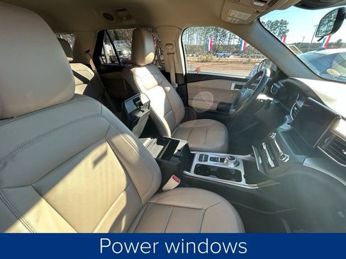 Used 2020 Ford Explorer XLT w/ Equipment Group 202A image 27