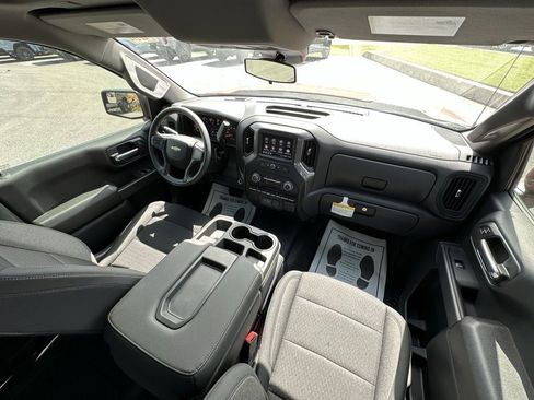 New 2025 Chevrolet Silverado 1500 Custom image 10