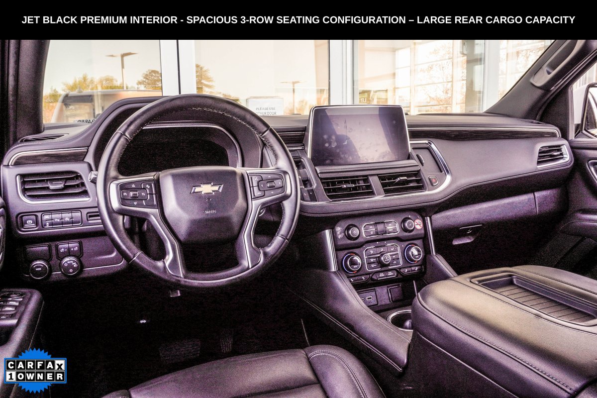 Used 2024 Chevrolet Suburban LT RWD image 5