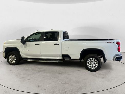 Used 2020 Chevrolet Silverado 3500 W/T w/ WT Convenience Package image 3