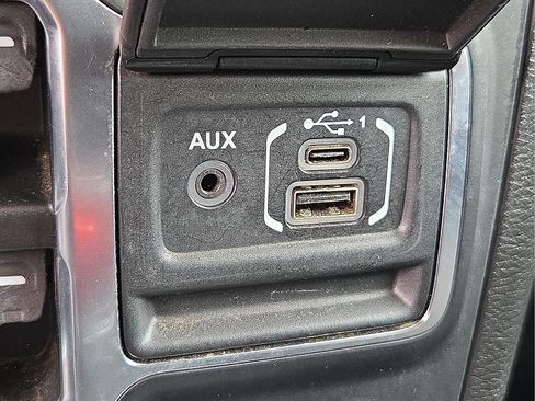 Used 2023 Jeep Wrangler Unlimited Sport AWD/4WD image 18