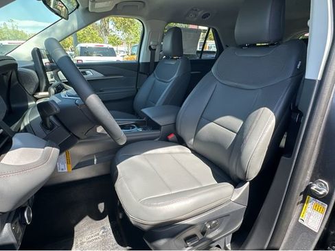 New 2026 Ford Explorer Active w/ Active Comfort Package RWD image 15