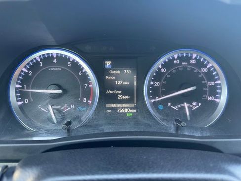 Certified 2019 Toyota Highlander XLE AWD/4WD image 24