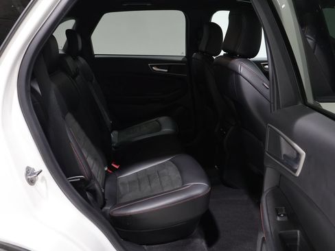 Used 2024 Ford Edge ST-Line AWD/4WD image 21