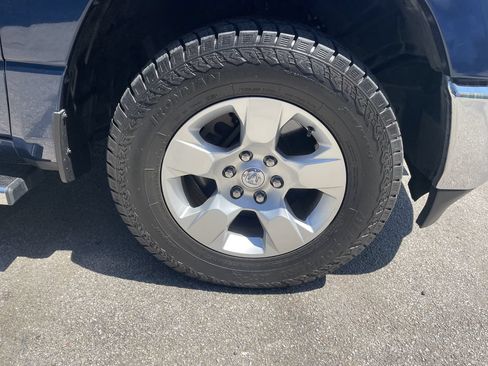 Used 2020 RAM 1500 Big Horn AWD/4WD image 11