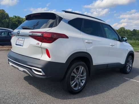 Used 2021 Kia Seltos S AWD/4WD image 4