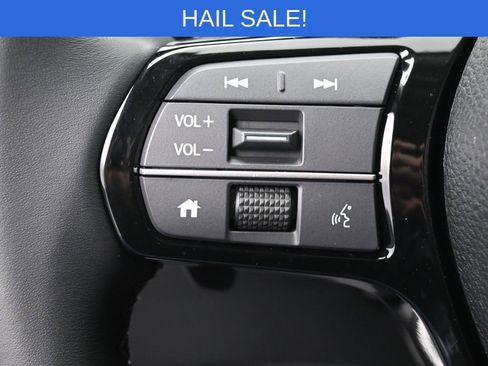 Used 2025 Honda Pilot Touring image 18