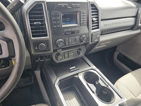 Used 2017 Ford F250 XLT w/ XLT Value Package AWD/4WD image 30