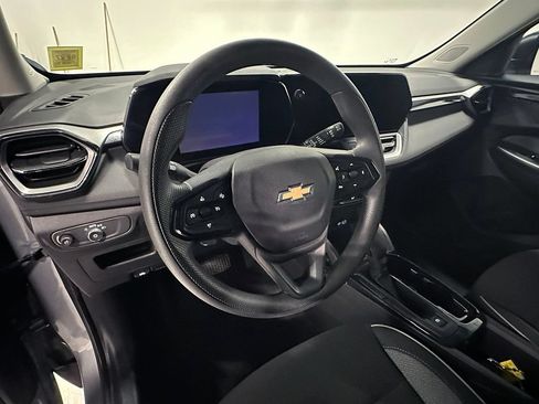 Used 2024 Chevrolet TrailBlazer LS w/ LS Convenience Package AWD/4WD image 20