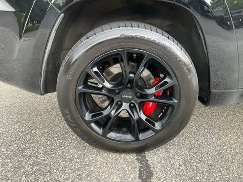 Used 2017 Jeep Grand Cherokee SRT AWD/4WD image 28