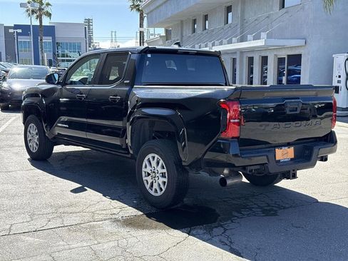 Used 2024 Toyota Tacoma SR5 image 5