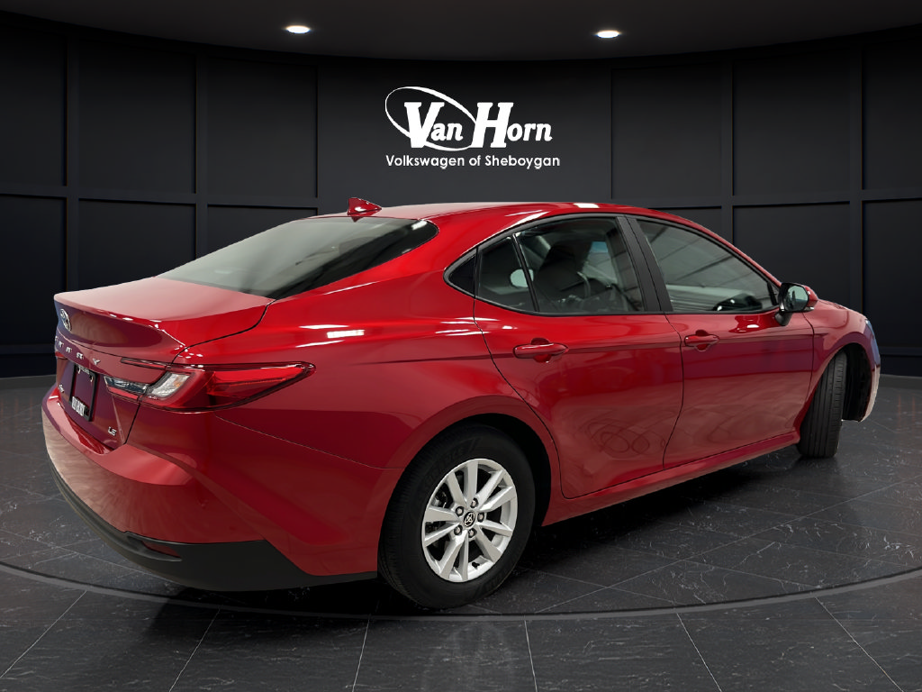 Used 2025 Toyota Camry LE FWD image 7