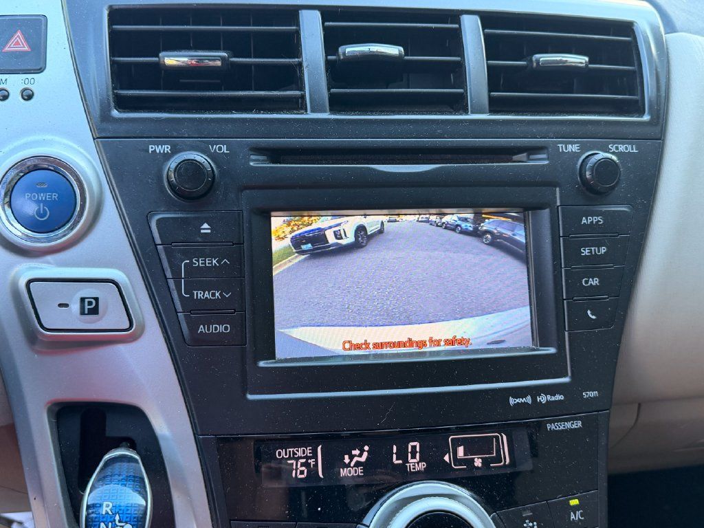 Used 2014 Toyota Prius V Three FWD image 12