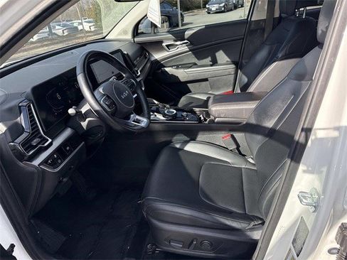 Used 2023 Kia Sportage EX image 14