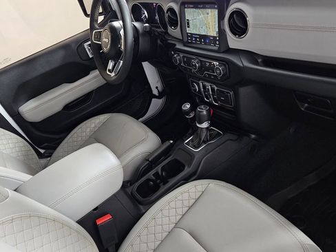 Used 2023 Jeep Wrangler Unlimited Sahara AWD/4WD image 32