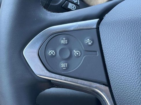 Used 2023 Chevrolet Traverse LT AWD/4WD image 23