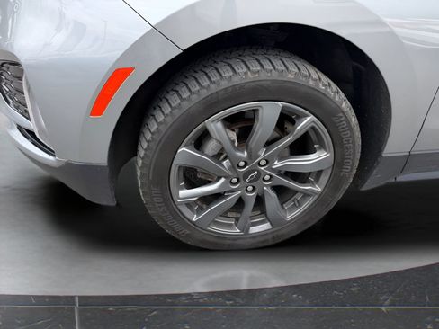 Used 2023 Chevrolet Equinox RS AWD/4WD image 12