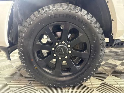 Used 2022 RAM 3500 Laramie AWD/4WD image 10