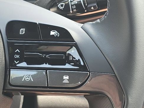 New 2026 Hyundai Elantra SEL Sport Premium FWD image 25