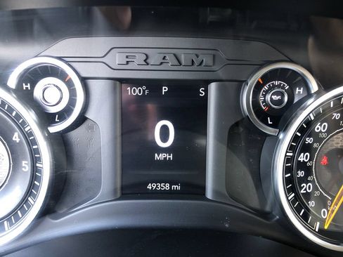 Used 2020 RAM 1500 Big Horn AWD/4WD image 30